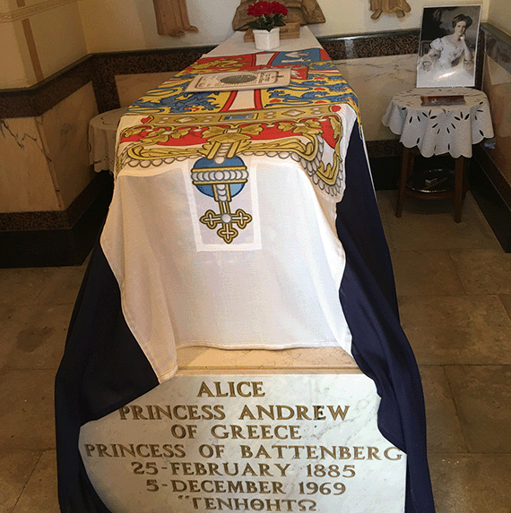 Tombstone of Princess Alice at the Convent Church of Mary Magdalena in Jerusalem Tombstone of Princess Alice at the Church of Mary Magdalena in Jerusalem