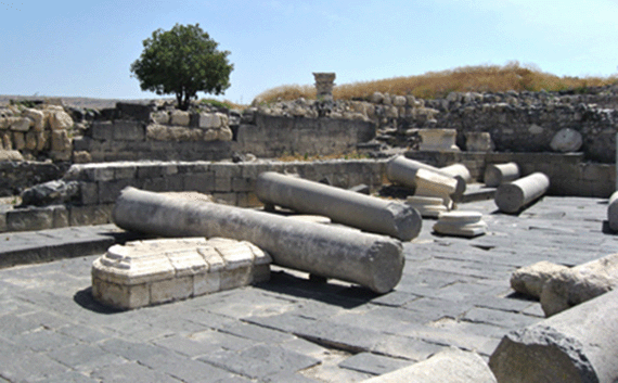 Ruins from a public building at Hippos -- perhaps a pagan temple or church Ruins from a public building at Hippos -- perhaps a pagan temple or church