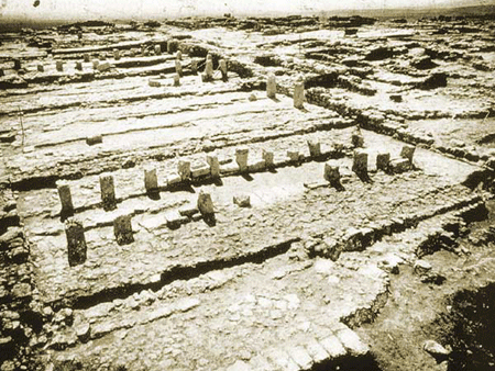 Northern Iron Age stables, removed in the 1920s Northern Iron Age stables, removed in the 1920s