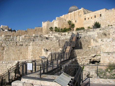 Solomon's royal palace was located south of the Temple Mount