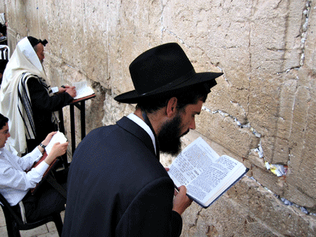 Prayer by the Wall Prayer by the Western Wall