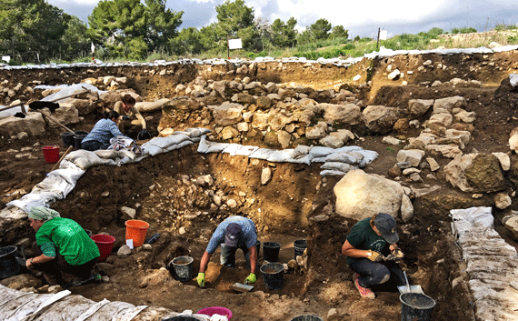 Volunteers from the U.S. and Australia digging at Khirbet a-Ra'i January 2020 Volunteers digging at Khirbet a-Ra'i January 2020