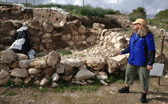 Area B is dubbed King David's pavemen for it is dated to the 10th c BC Area B is dubbed King David's pavemen for it is dated to the 10th c BC